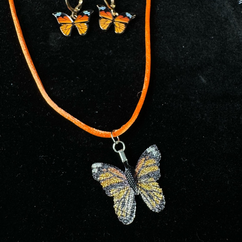 Butterfly Necklace and Earring Set